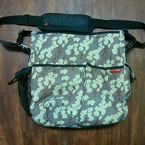 Skip Hop Signature Diaper Bag